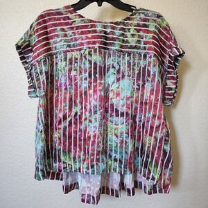 Soft Surroundings Red & Green Abstract Print Striped Short Sleeve Blouse S